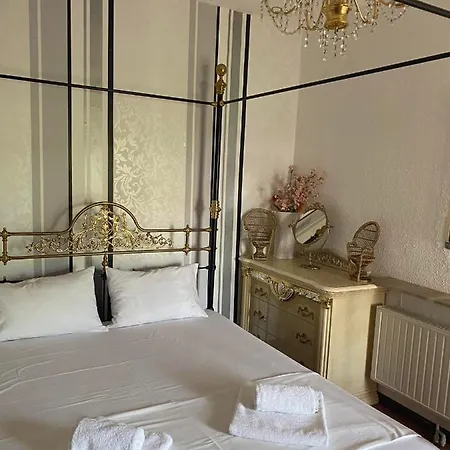 Elia PalaiónTsiflíkion